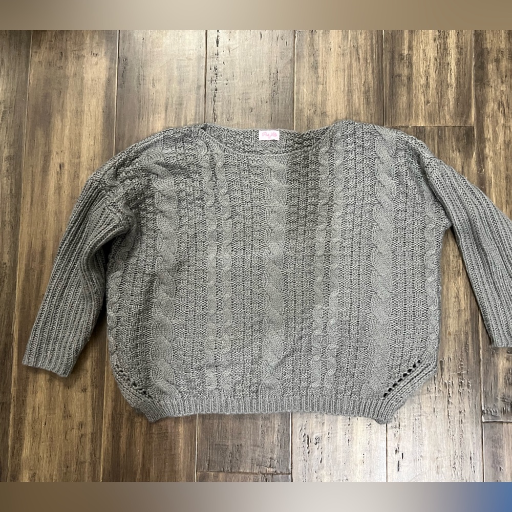 Pink lily chunky knit grey crop sweater sz medium